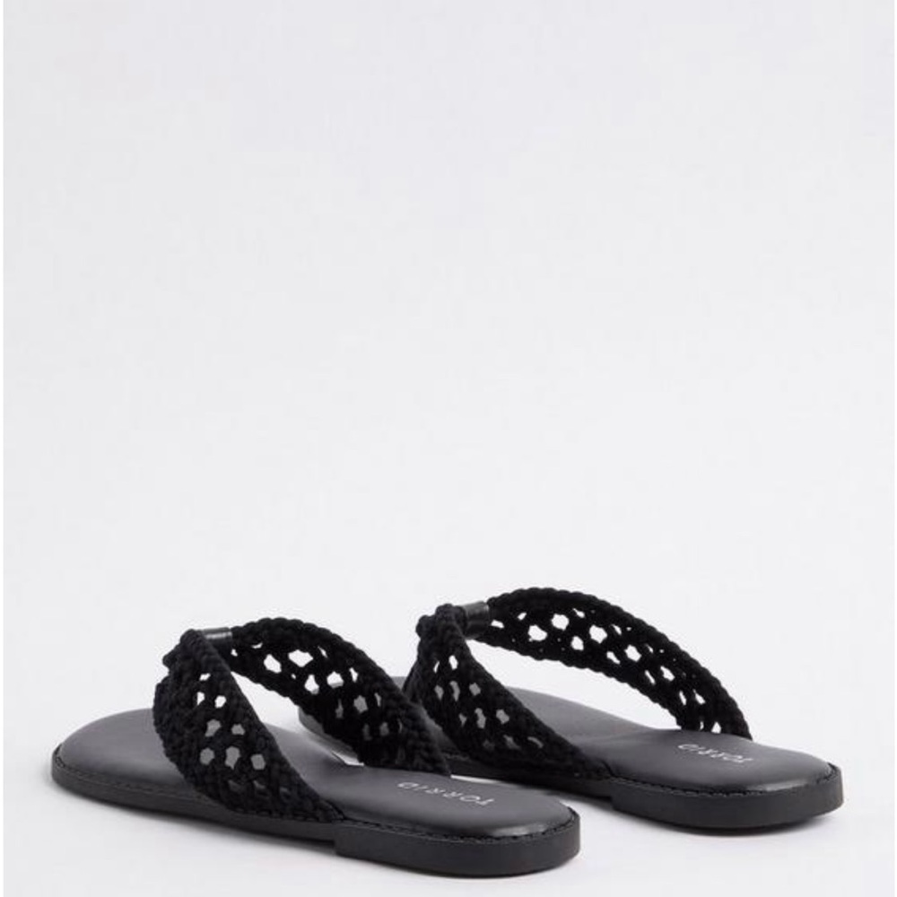 TORRID Crochet Flip Flops Size 8WW NWOT